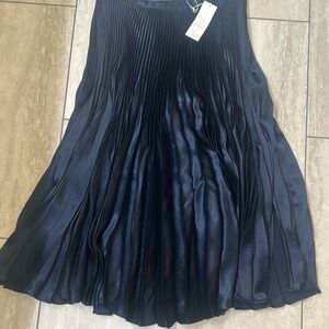 Vince navy pleated long skirt